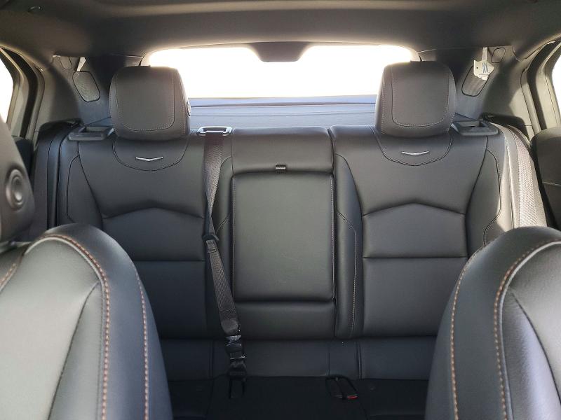 46065696 :رقم المزاد ، 1GYFZER42KF227526 vin ، 2019 Cadillac Xt4 مزاد بيع