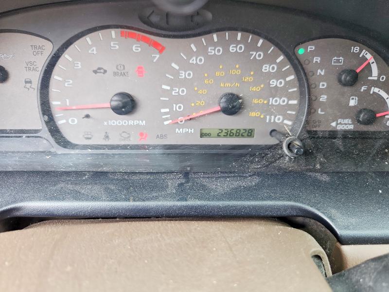 47793706 :رقم المزاد ، 5TDZT38A83S158617 vin ، 2003 Toyota Sequoia مزاد بيع