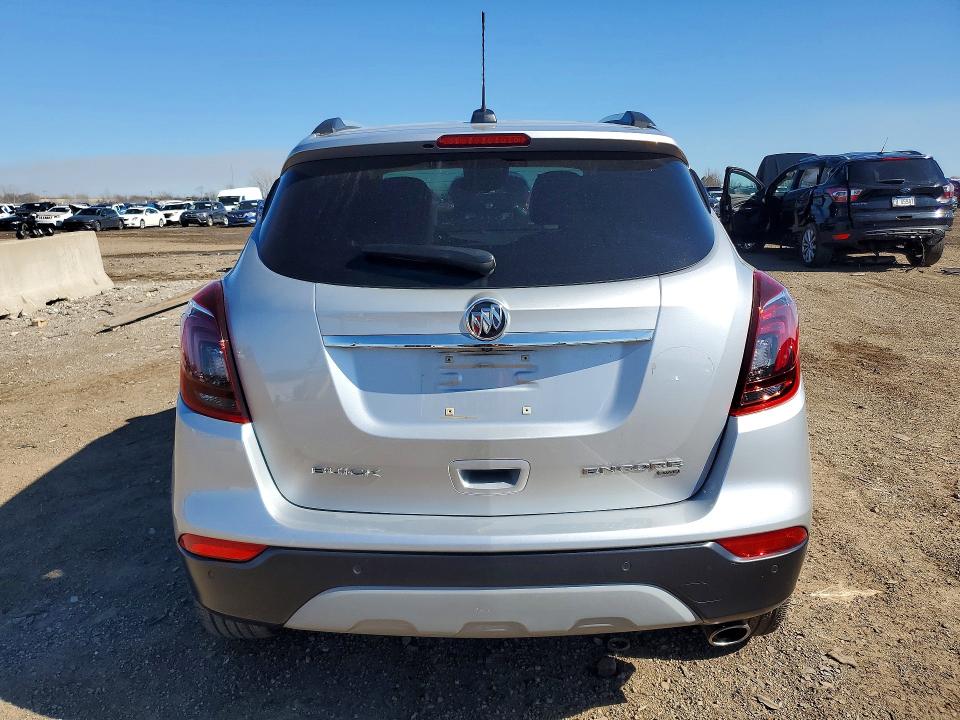 41878186 :رقم المزاد ، KL4CJHSM6JB564342 vin ، 2018 Buick Encore مزاد بيع