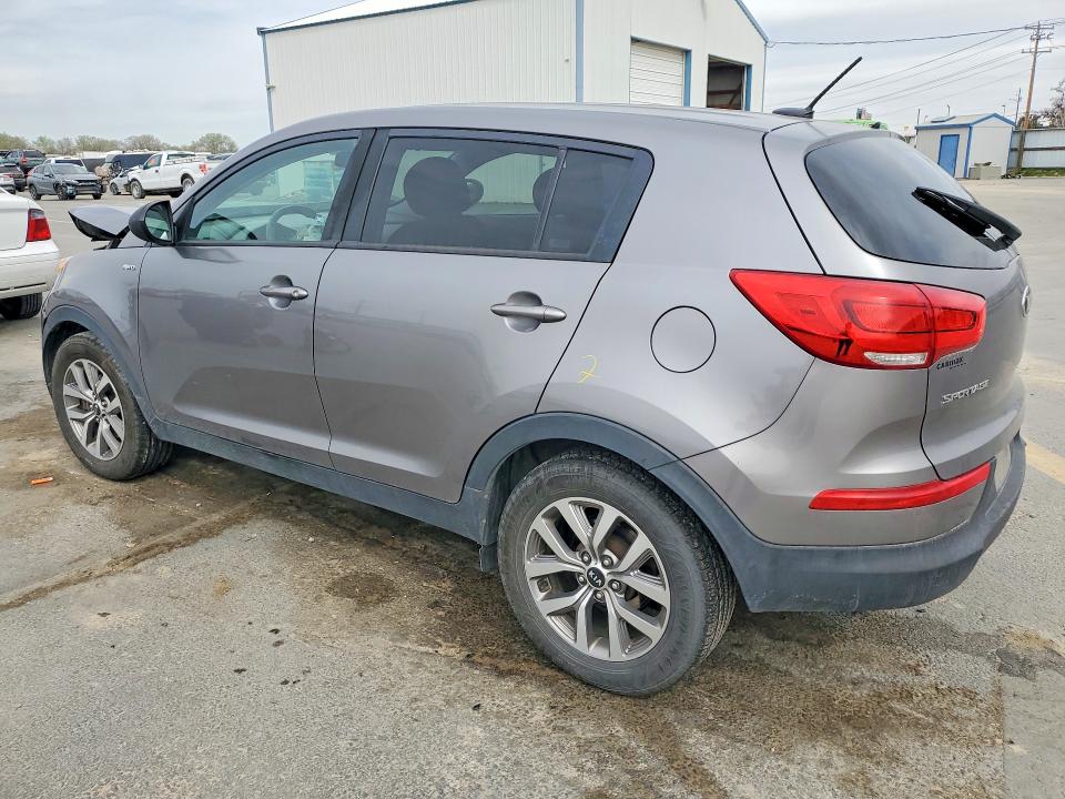 47077786 :رقم المزاد ، KNDPBCAC1G7844780 vin ، 2016 Kia Sportage مزاد بيع