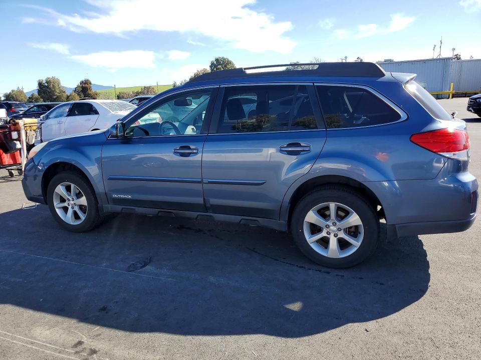 Продаж на аукціоні авто 2013 Subaru Outback, vin: 4S4BRBPCXD3243924, номер лоту: 79642195