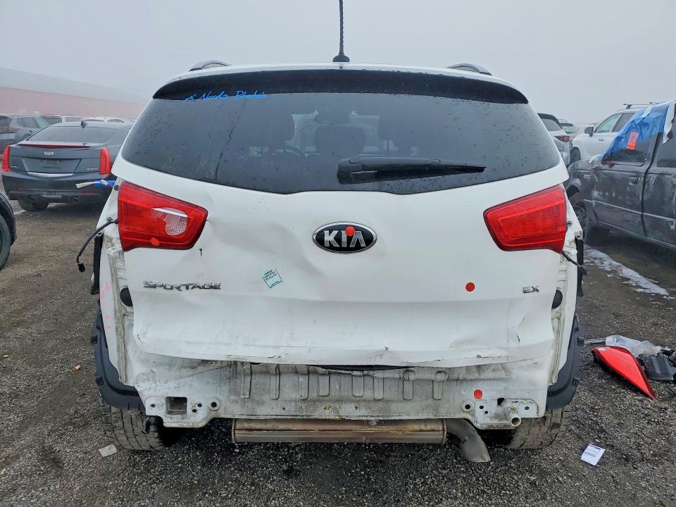 Продажа на аукционе авто 2015 Kia Sportage, vin: KNDPCCAC6F7793188, номер лота: 79606415
