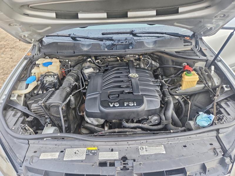 41603486 :رقم المزاد ، WVGEF9BPXED009187 vin ، 2014 Volkswagen Touareg مزاد بيع