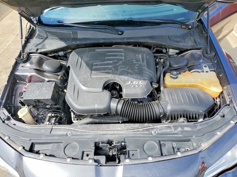 Продаж на аукціоні авто 2015 Chrysler 300, vin: 2C3CCAAG2FH813922, номер лоту: 46741446