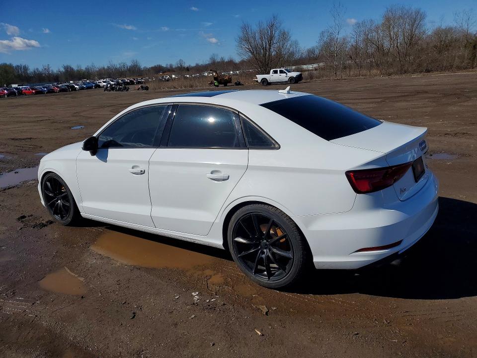2017 Audi A3 მანქანა იყიდება აუქციონზე, vin: WAUB8GFF4H1018817, აუქციონის ნომერი: 45936636