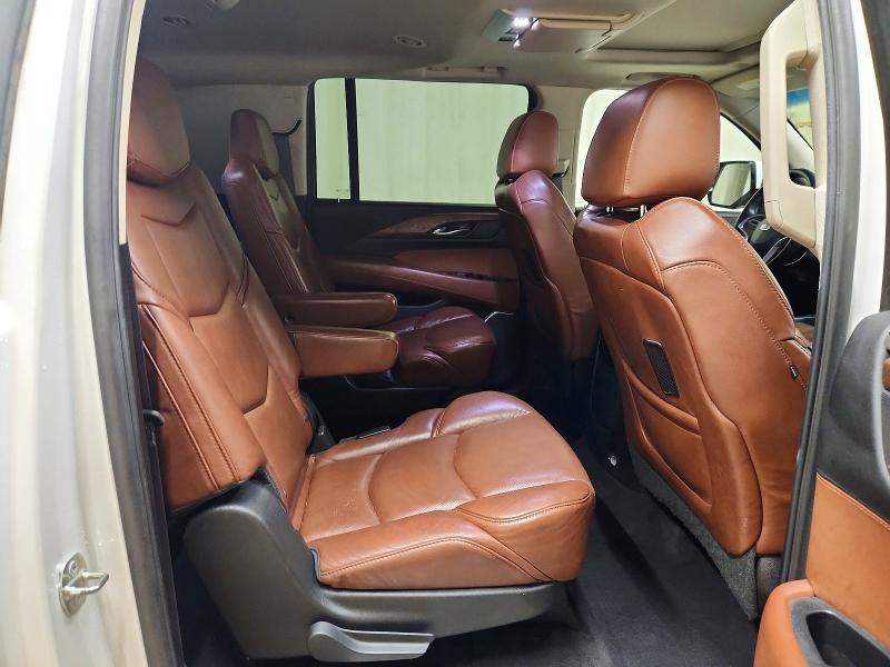 Продажа на аукционе авто 2017 Cadillac Escalade, vin: 1GYS3HKJ6HR381245, номер лота: 45496186