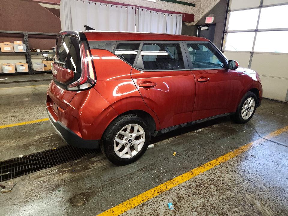 Продажа на аукционе авто 2023 Kia Soul, vin: KNDJ23AU6P7886134, номер лота: 48126086