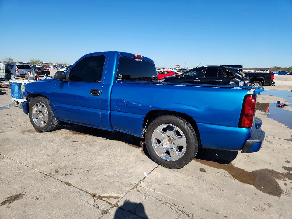 Продаж на аукціоні авто 2000 Chevrolet Silverado, vin: 1GCEC14W4YZ273967, номер лоту: 45522416