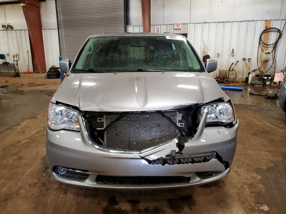 45724556 :رقم المزاد ، 2C4RC1BG4GR261730 vin ، 2016 Chrysler Town & Country مزاد بيع