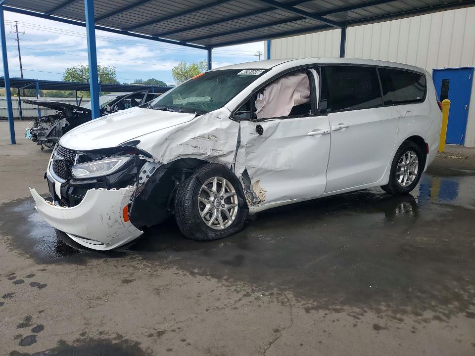 Auction sale of the 2025 Chrysler Pacifica, vin: 2C4RC1BG1SR503334, lot number: 47951646