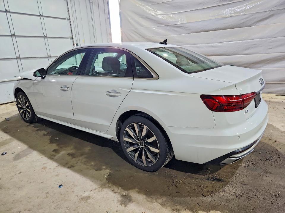 46601336 :رقم المزاد ، WAUBBAF40MN011928 vin ، 2021 Audi A4 مزاد بيع
