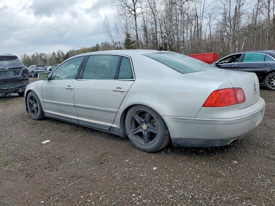 2004 Volkswagen Phaeton მანქანა იყიდება აუქციონზე, vin: WVWAF63D448008355, აუქციონის ნომერი: 46094116