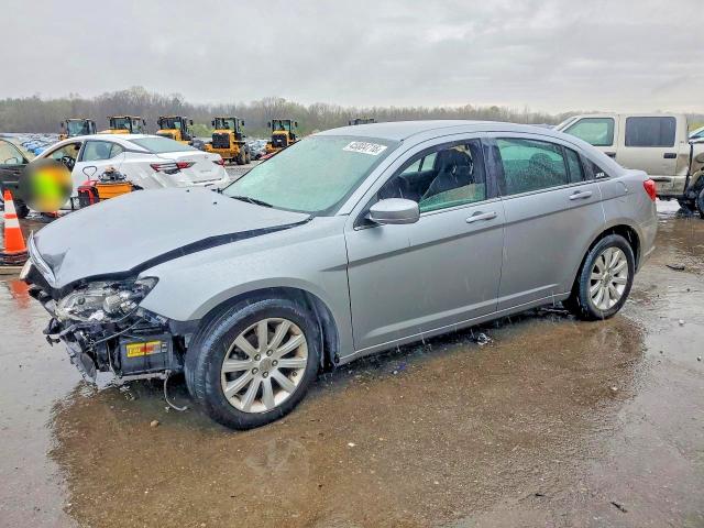 Auction sale of the 2014 Chrysler 200, vin: 1C3CCBBG5EN114679, lot number: 45804716