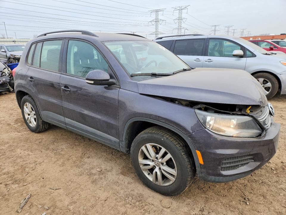 2016 Volkswagen Tiguan მანქანა იყიდება აუქციონზე, vin: WVGAV7AX1GW607280, აუქციონის ნომერი: 47109486