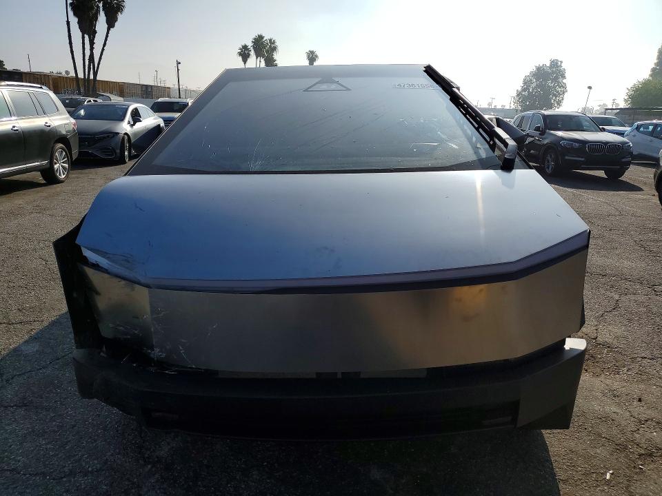 47361556 :رقم المزاد ، 7G2CEHED0TA090386 vin ، 2026 Tesla Cybertruck مزاد بيع