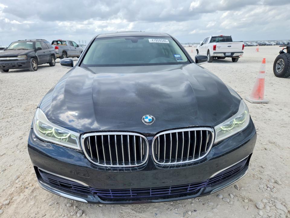 41959346 :رقم المزاد ، WBA7F0C51GGL99990 vin ، 2016 Bmw 750 مزاد بيع