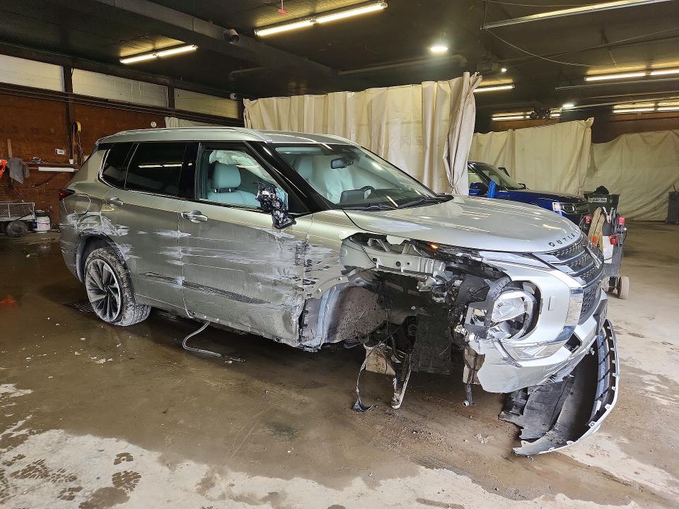 47874456 :رقم المزاد ، JA4J4VA80NZ056852 vin ، 2022 Mitsubishi Outlander مزاد بيع