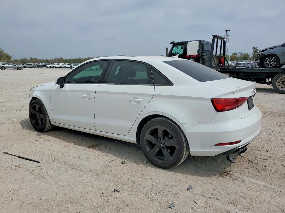 Продажа на аукционе авто 2017 Audi A3, vin: WAUAUGFF5H1072795, номер лота: 47829356