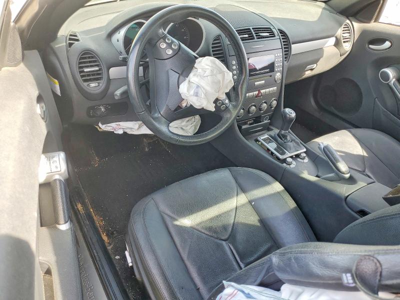 Продажа на аукционе авто 2006 Mercedes Benz Slk, vin: WDBWK54FX6F076751, номер лота: 46064156