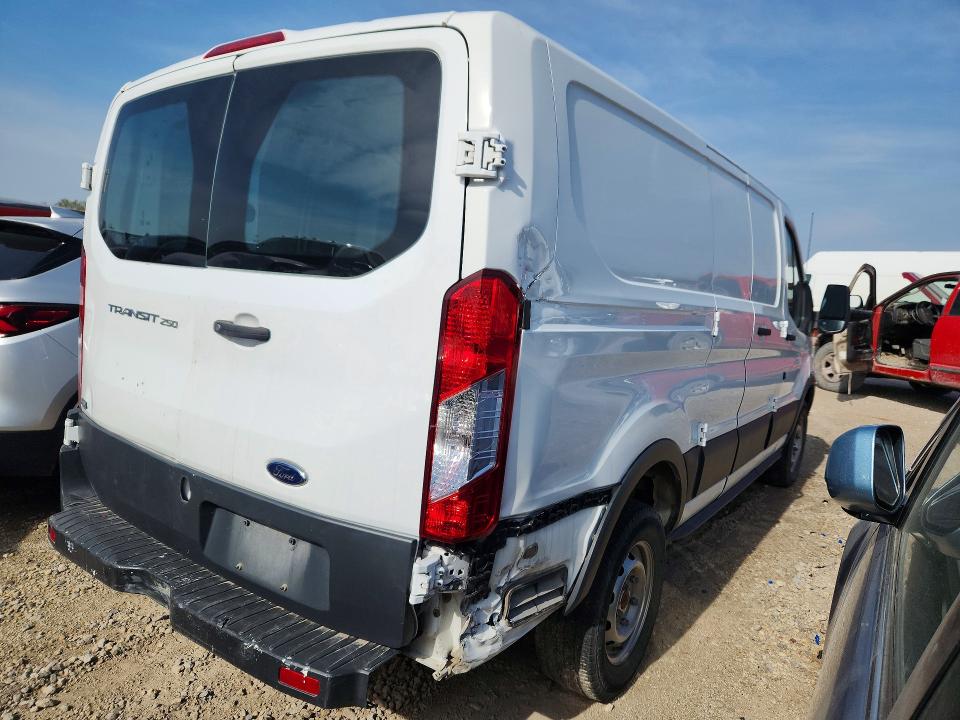 2018 Ford Transit მანქანა იყიდება აუქციონზე, vin: 1FTYR1ZMXJKA60488, აუქციონის ნომერი: 60146326