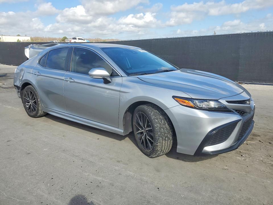 Продажа на аукционе авто 2024 Toyota Camry, vin: 4T1G11AKXRU884368, номер лота: 79922575