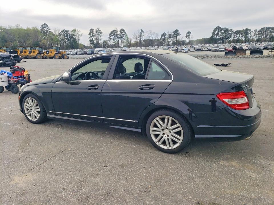 47339886 :رقم المزاد ، WDDGF81X38F142297 vin ، 2008 Mercedes-benz C مزاد بيع