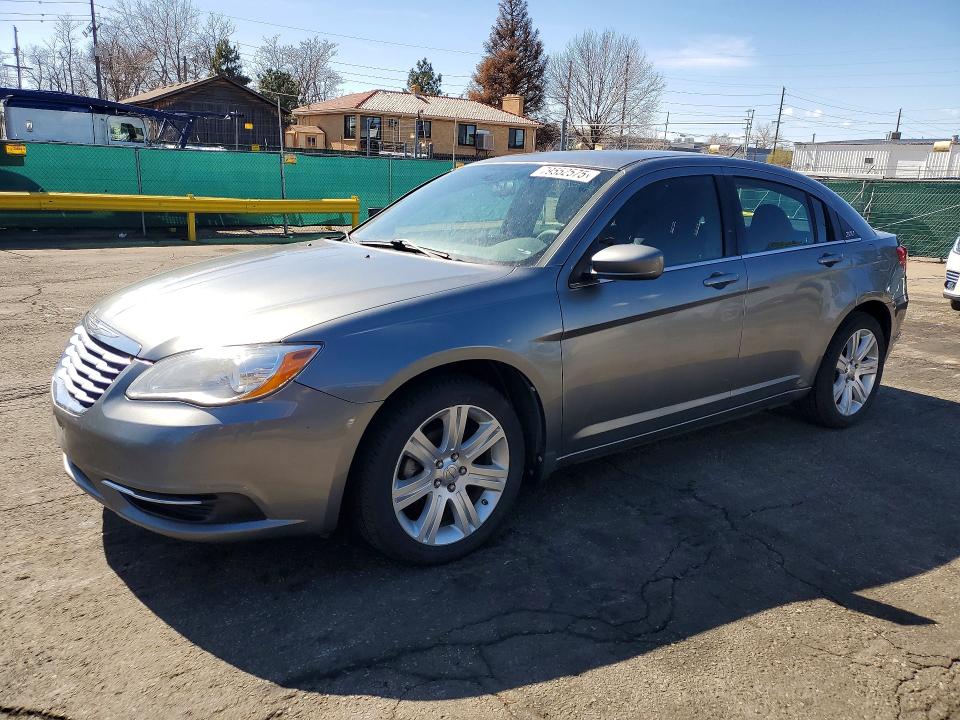 Продажа на аукционе авто 2013 Chrysler 200, vin: 1C3CCBBB8DN743548, номер лота: 79552575