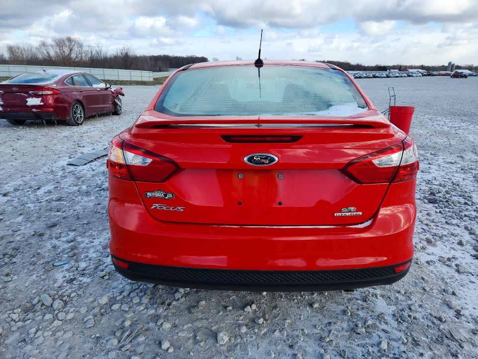 46200606 :رقم المزاد ، 1FADP3F25EL393965 vin ، 2014 Ford Focus مزاد بيع