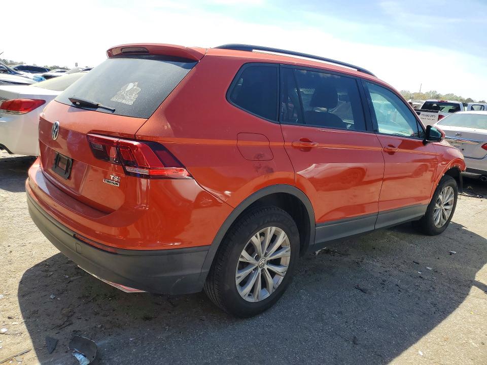 Продаж на аукціоні авто 2018 Volkswagen Tiguan, vin: 3VV0B7AX5JM112243, номер лоту: 46621266