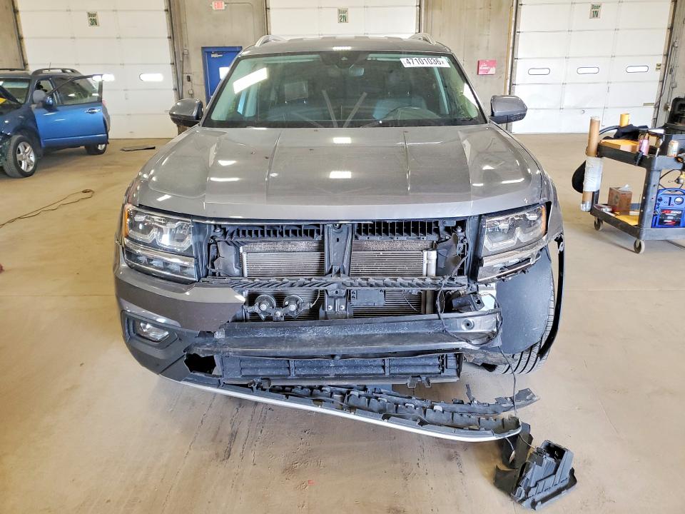 2018 Volkswagen Atlas მანქანა იყიდება აუქციონზე, vin: 1V2LR2CA4JC516007, აუქციონის ნომერი: 47101036