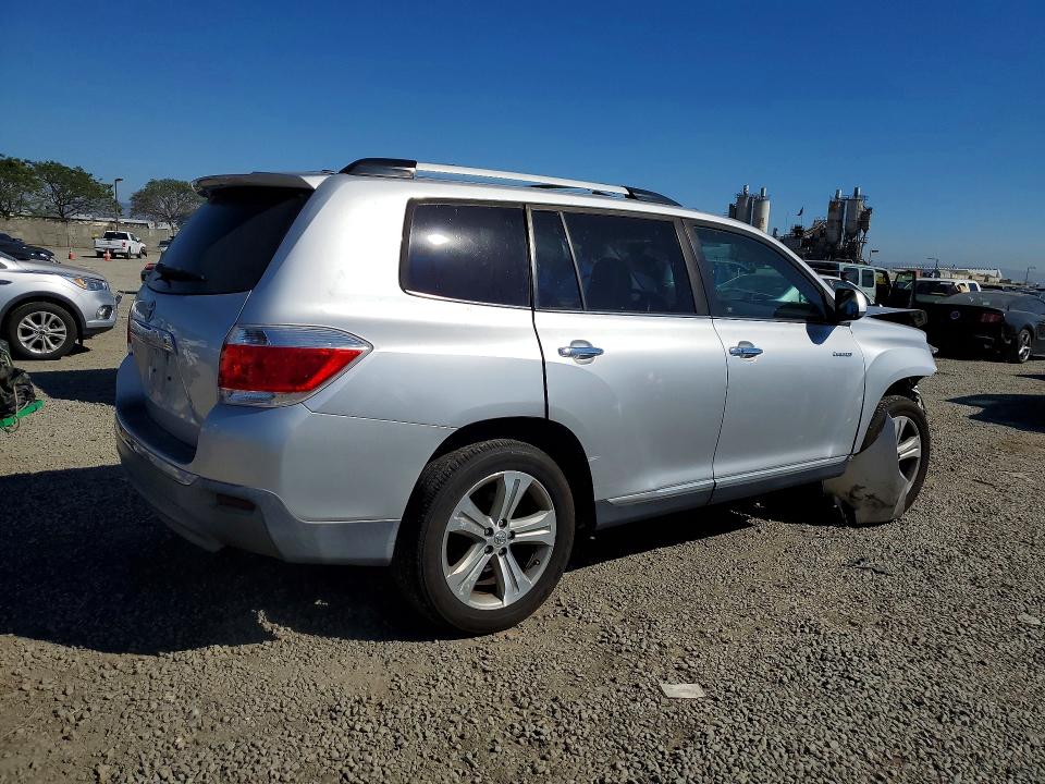 Продажа на аукционе авто 2013 Toyota Highlander, vin: 5TDYK3EH1DS122138, номер лота: 46419906