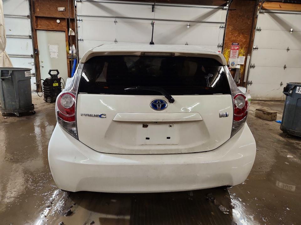 2014 Toyota Prius C მანქანა იყიდება აუქციონზე, vin: JTDKDTB32E1066928, აუქციონის ნომერი: 46346716
