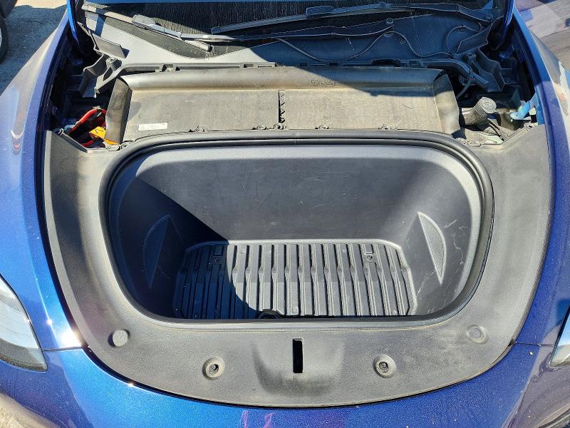 47119306 :رقم المزاد ، 7SAYGDEE8PA086566 vin ، 2023 Tesla Model Y مزاد بيع