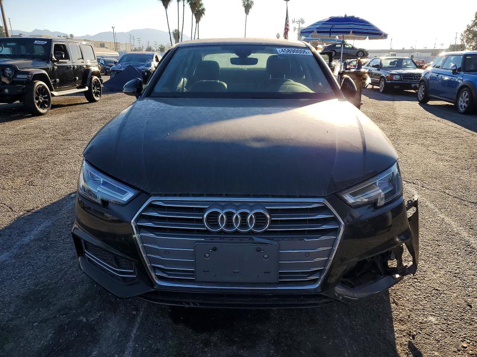 Продаж на аукціоні авто 2018 Audi A4, vin: WAULMAF43JA199118, номер лоту: 45890006