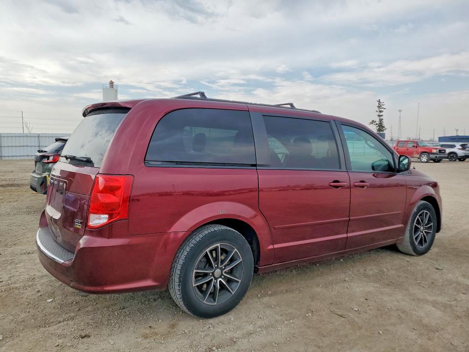 47761006 :رقم المزاد ، 2C4RDGEG6HR692759 vin ، 2017 Dodge Grand Caravan مزاد بيع