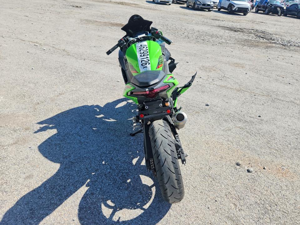 Продажа на аукционе авто 2024 Kawasaki Ex500, vin: ML5EXGH18RDA25321, номер лота: 46299126