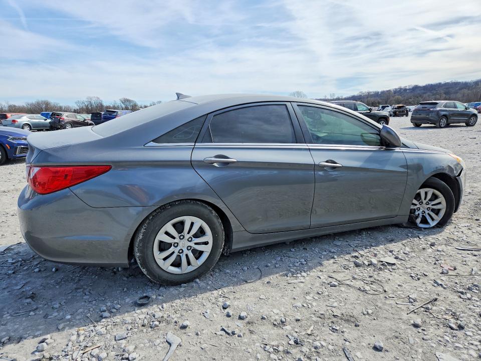 2013 Hyundai Sonata მანქანა იყიდება აუქციონზე, vin: 5NPEB4AC7DH532628, აუქციონის ნომერი: 46461506
