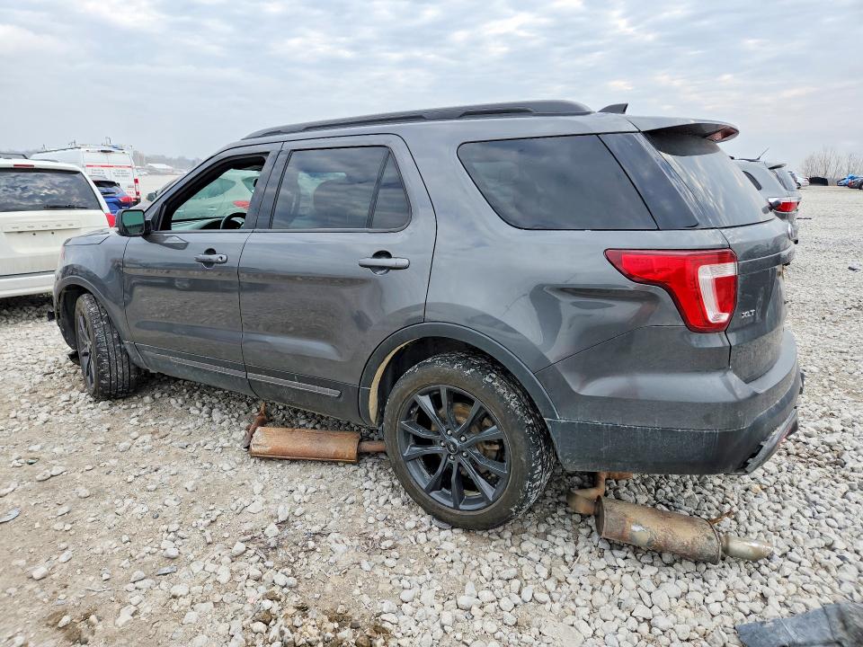 47084956 :رقم المزاد ، 1FM5K8D85HGE35786 vin ، 2017 Ford Explorer مزاد بيع