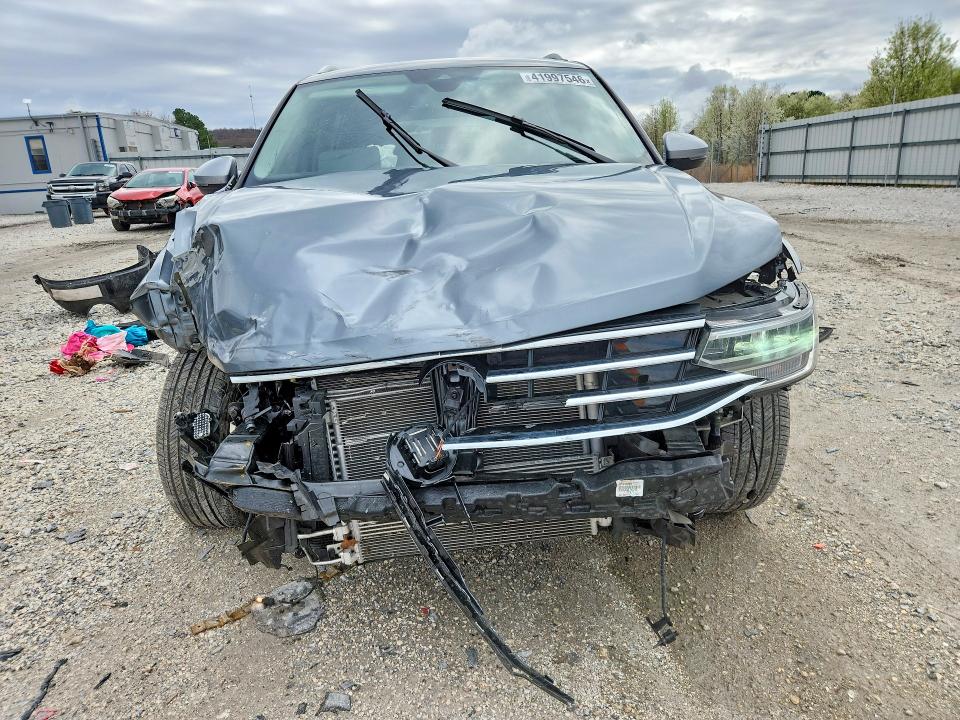 41997546 :رقم المزاد ، 3VVAB7AXXRM225430 vin ، 2024 Volkswagen Tiguan مزاد بيع