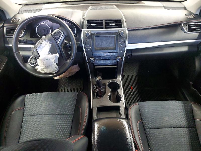 41968736 :رقم المزاد ، 4T1BF1FK4FU013708 vin ، 2015 Toyota Camry مزاد بيع