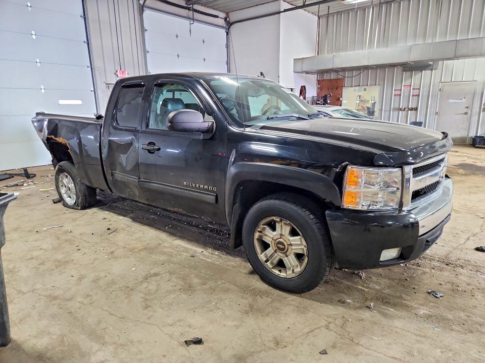 Продажа на аукционе авто 2011 Chevrolet Silverado, vin: 1GCRKSE39BZ146332, номер лота: 45443866
