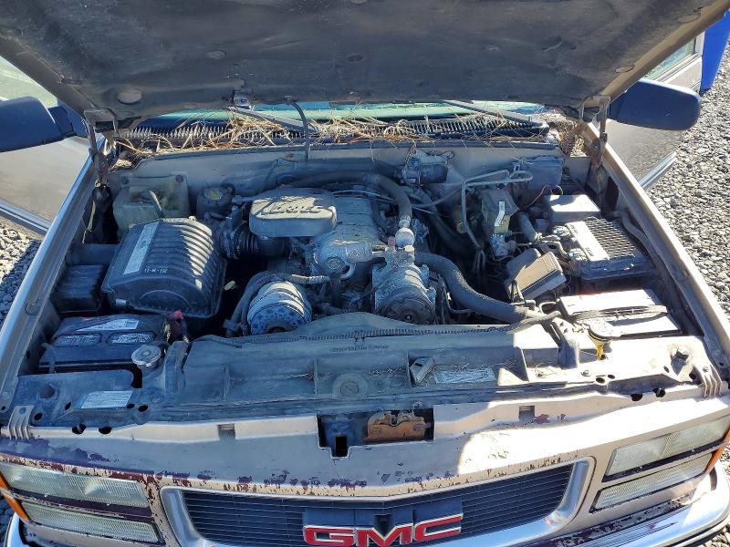 47384776 :رقم المزاد ، 1GTGK29J9YF431154 vin ، 2000 Gmc Sierra مزاد بيع