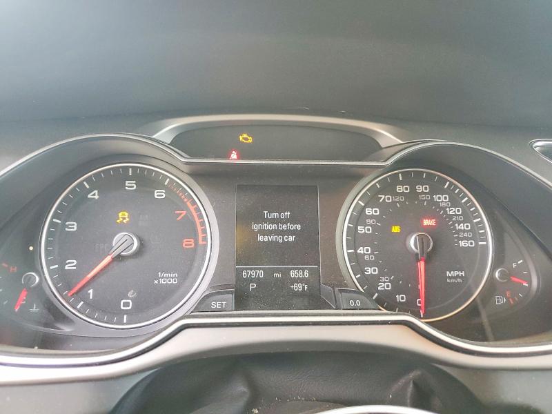 46870556 :رقم المزاد ، WAUFFAFL6FN003817 vin ، 2015 Audi A4 مزاد بيع