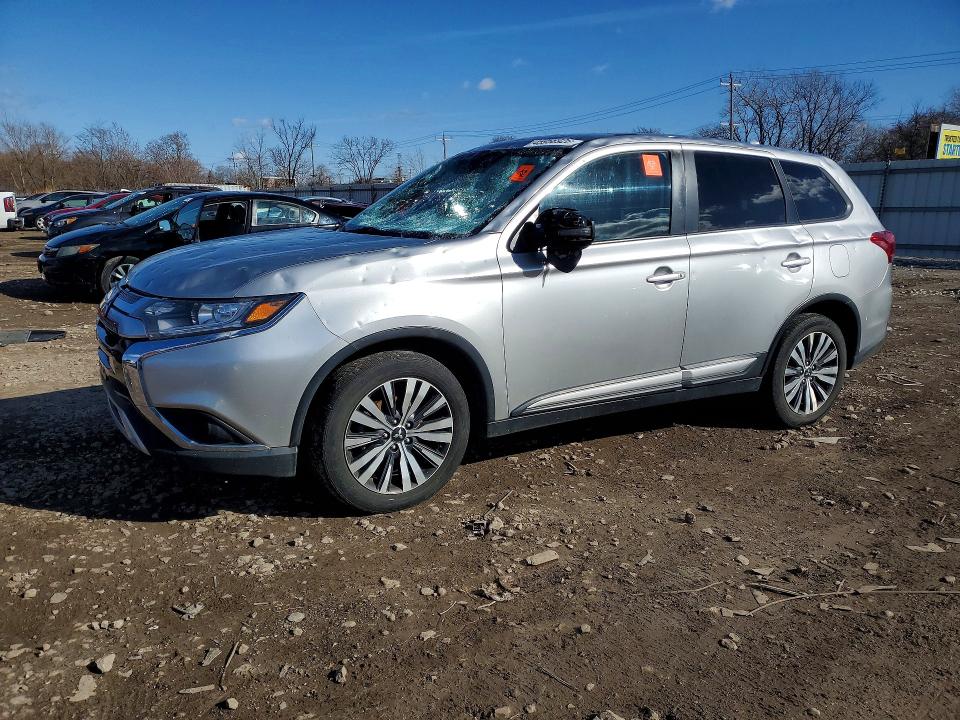 Продажа на аукционе авто 2019 Mitsubishi Outlander, vin: JA4AZ3A30KJ002021, номер лота: 45956926