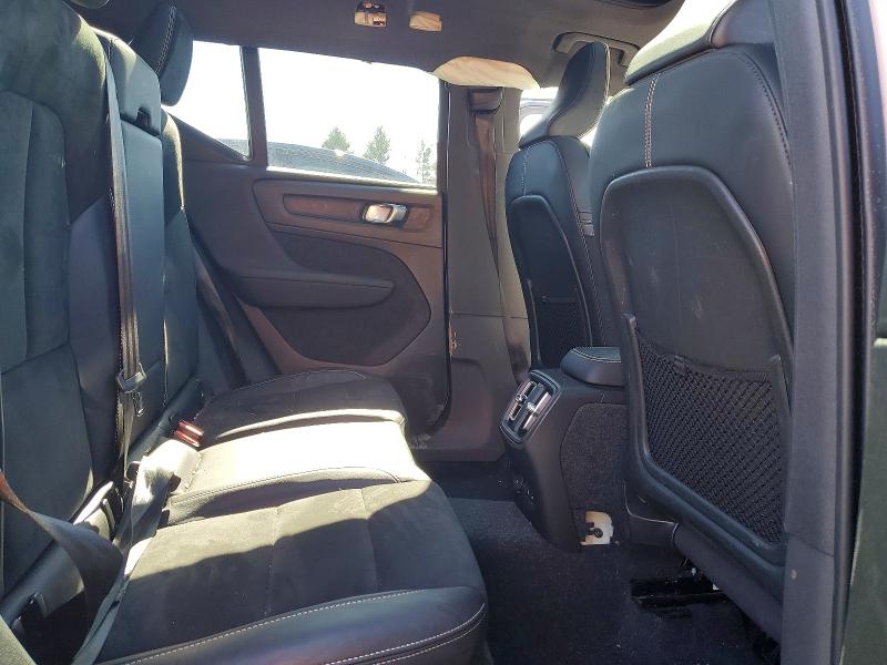 Продаж на аукціоні авто 2022 Volvo Xc40, vin: YV4ED3UR4N2685911, номер лоту: 41964126