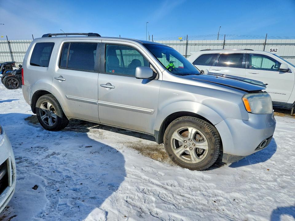 47995596 :رقم المزاد ، 5FNYF4H47CB504731 vin ، 2012 Honda Pilot مزاد بيع