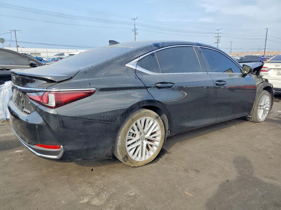 47032766 :رقم المزاد ، 58ADA1C12SU077090 vin ، 2025 Lexus Es 300h مزاد بيع