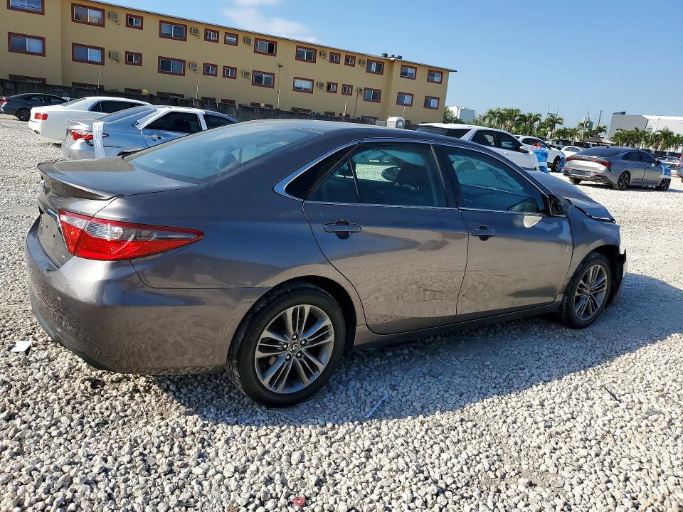 2017 Toyota Camry მანქანა იყიდება აუქციონზე, vin: 4T1BF1FK6HU693677, აუქციონის ნომერი: 47387836