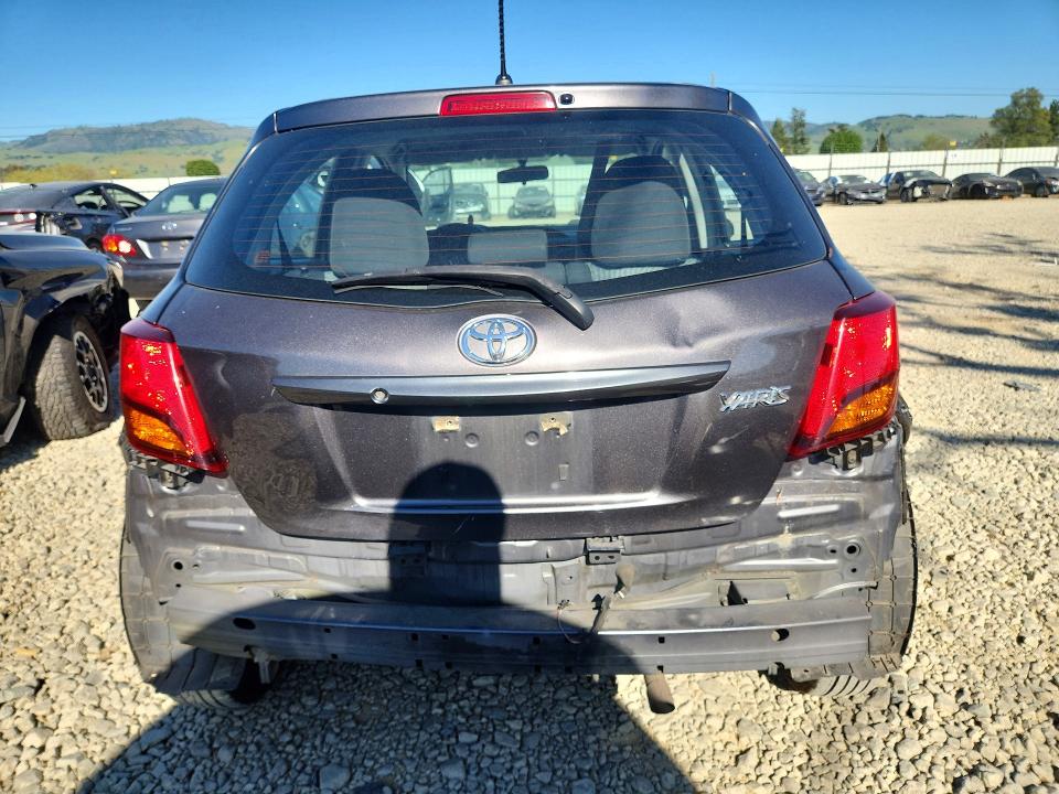 2015 Toyota Yaris მანქანა იყიდება აუქციონზე, vin: VNKKTUD38FA033995, აუქციონის ნომერი: 46759316