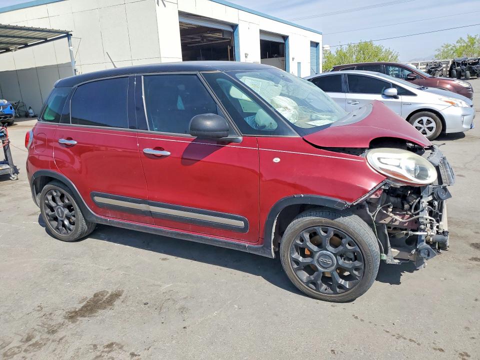 48134826 :رقم المزاد ، ZFBCFADH4GZ037434 vin ، 2016 Fiat 500l مزاد بيع